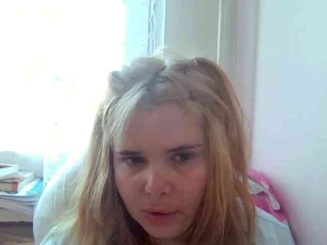 ElenaPleasure webcam