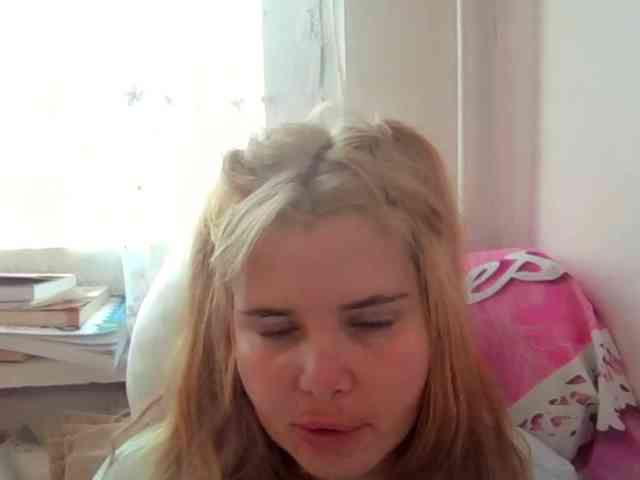 ElenaPleasure webcam