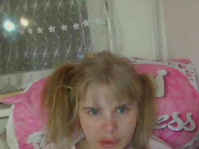 ElenaPleasure webcam