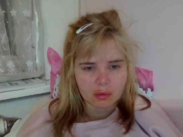 ElenaPleasure webcam