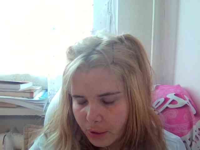 ElenaPleasure webcam