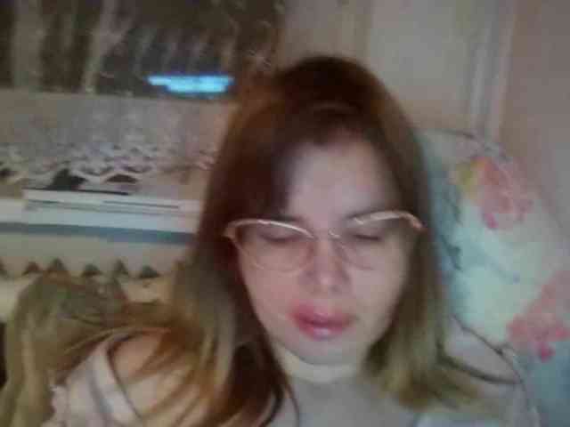 ElenaPleasure webcam