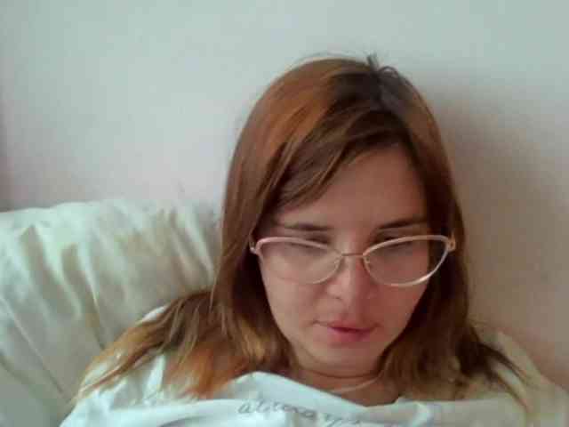 ElenaPleasure webcam