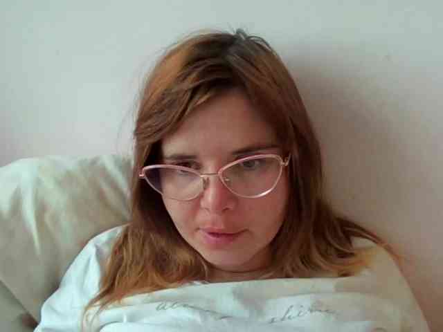 ElenaPleasure webcam