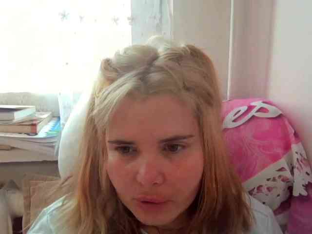 ElenaPleasure webcam