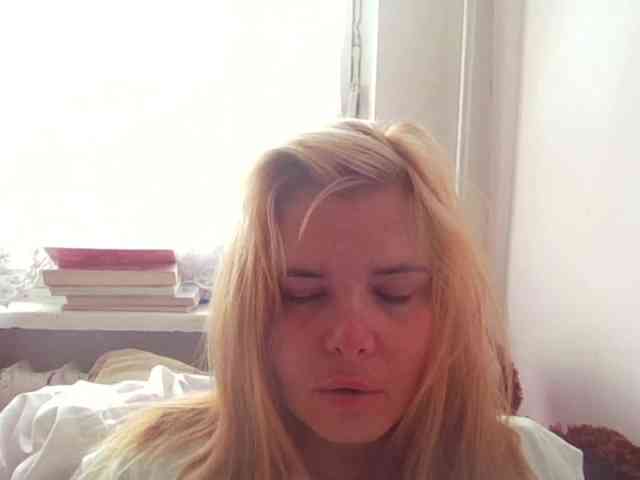 ElenaPleasure webcam