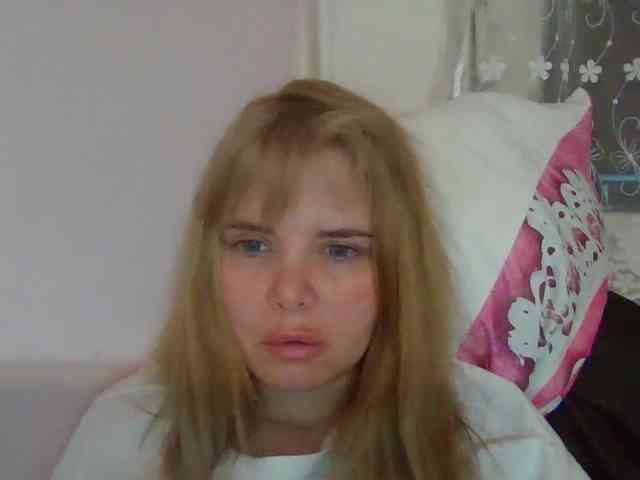 ElenaPleasure webcam