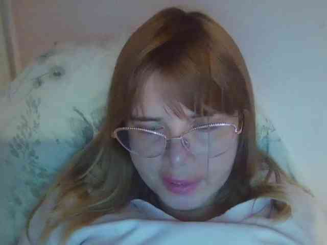 ElenaPleasure webcam