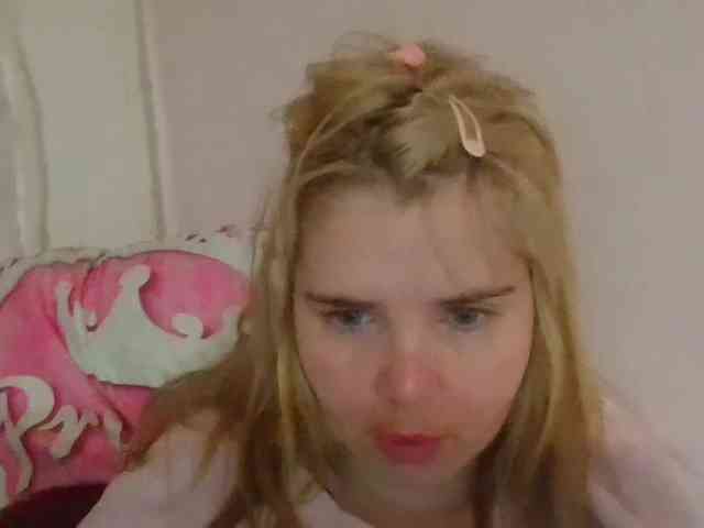 ElenaPleasure webcam