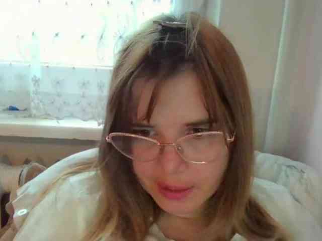 ElenaPleasure webcam