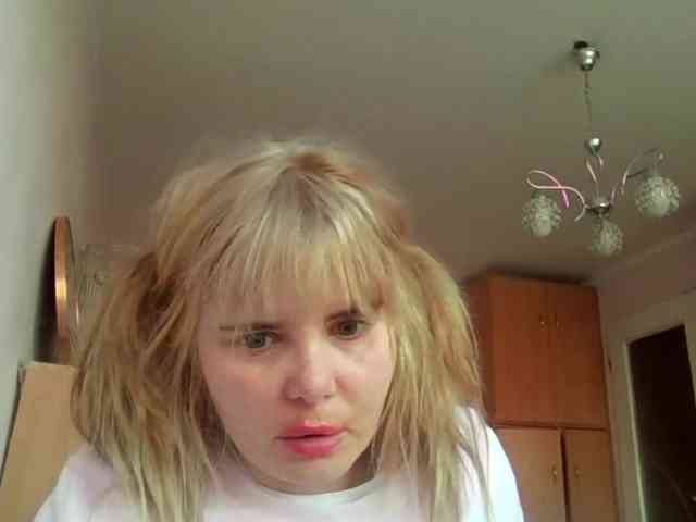 ElenaPleasure webcam