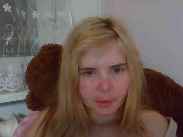 ElenaPleasure webcam