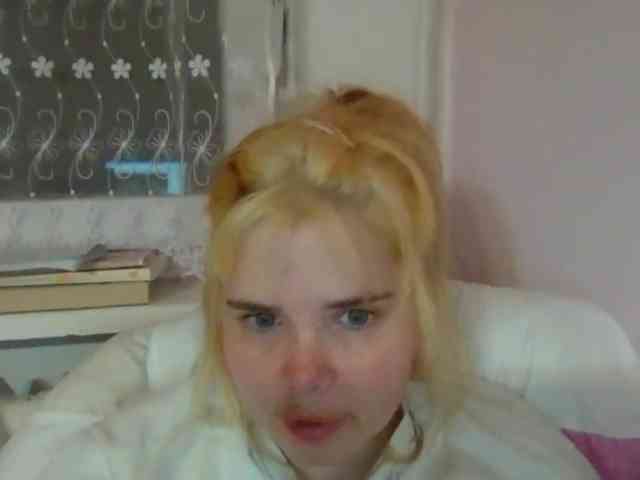 ElenaPleasure webcam