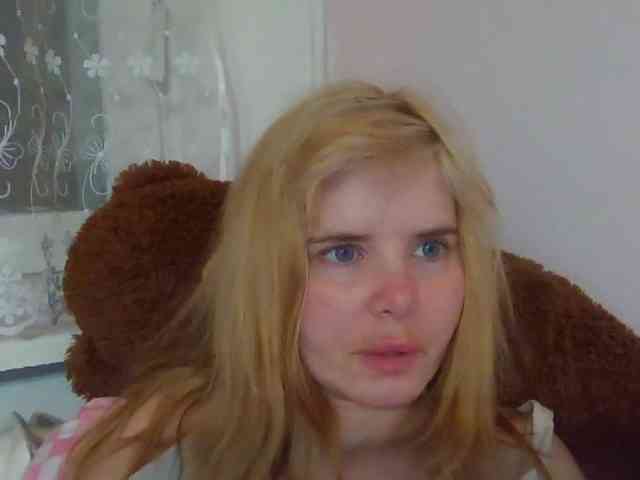 ElenaPleasure webcam