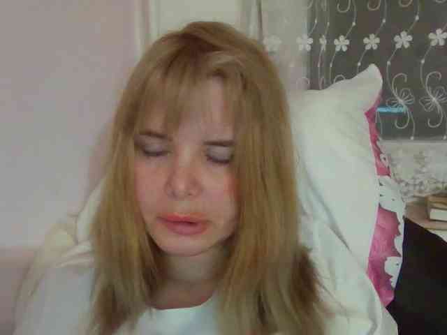 ElenaPleasure webcam