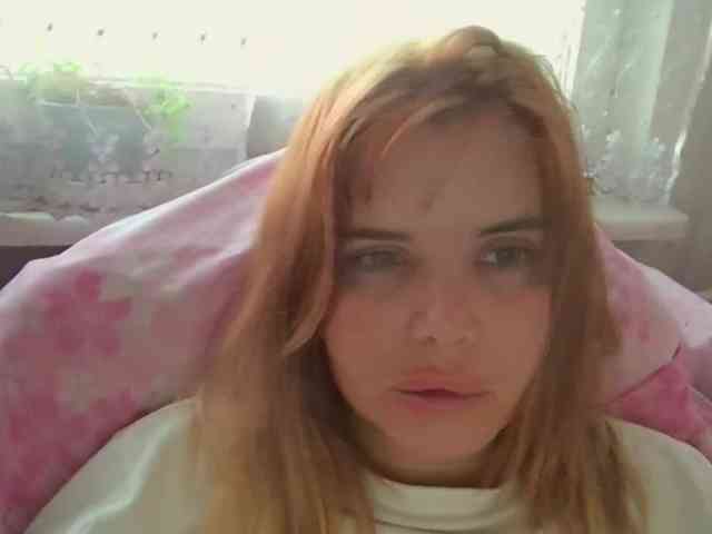 ElenaPleasure webcam