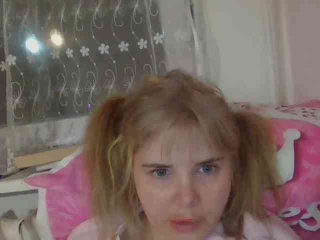 ElenaPleasure webcam