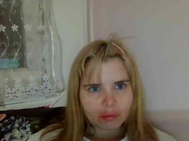 ElenaPleasure webcam