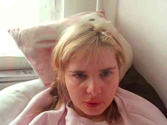 ElenaPleasure webcam