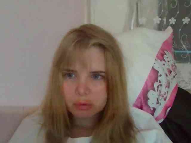 ElenaPleasure webcam