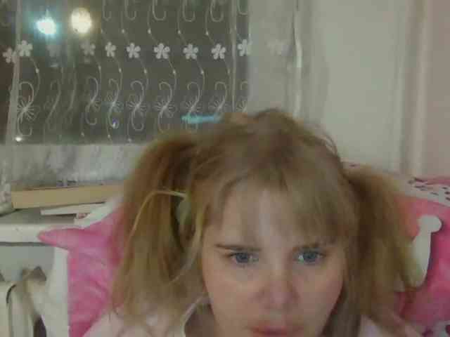 ElenaPleasure webcam