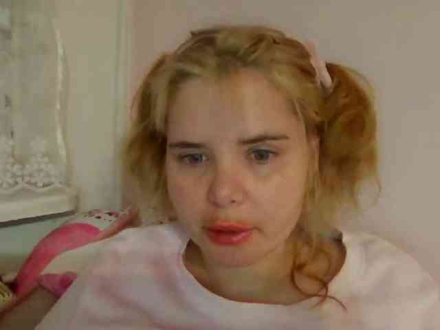 ElenaPleasure webcam