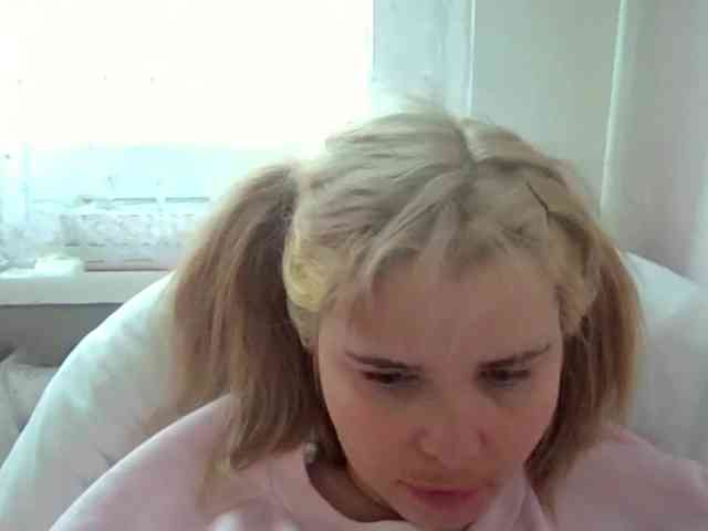 ElenaPleasure webcam