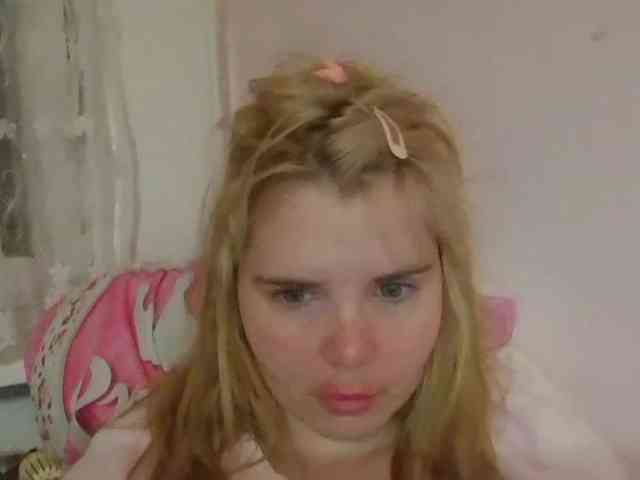 ElenaPleasure webcam