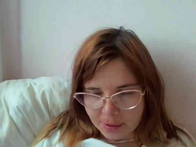 ElenaPleasure webcam