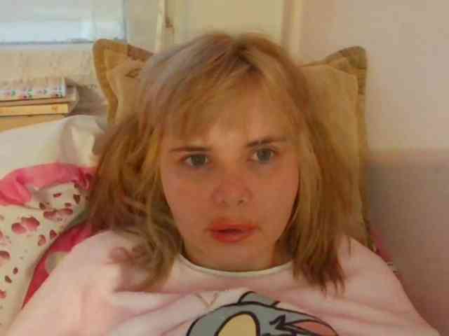 ElenaPleasure webcam