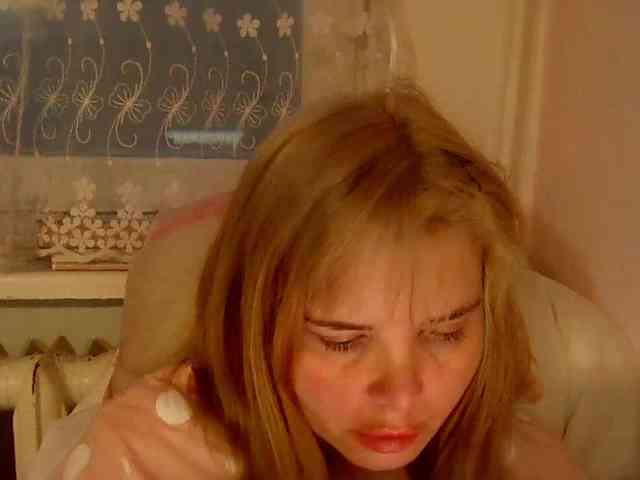 ElenaPleasure webcam