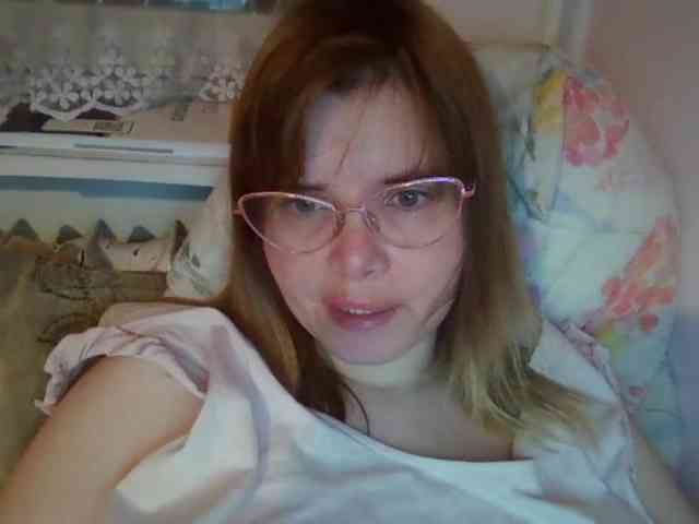 ElenaPleasure webcam