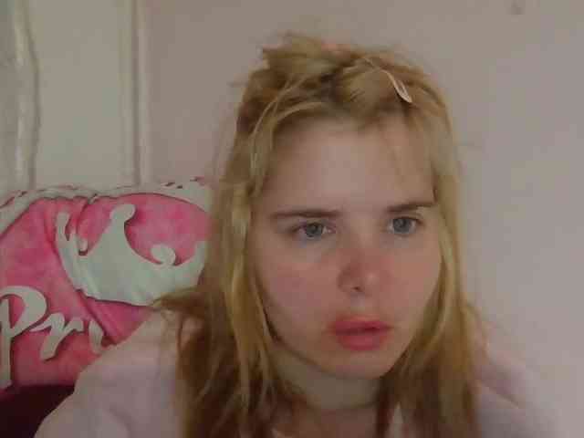 ElenaPleasure webcam