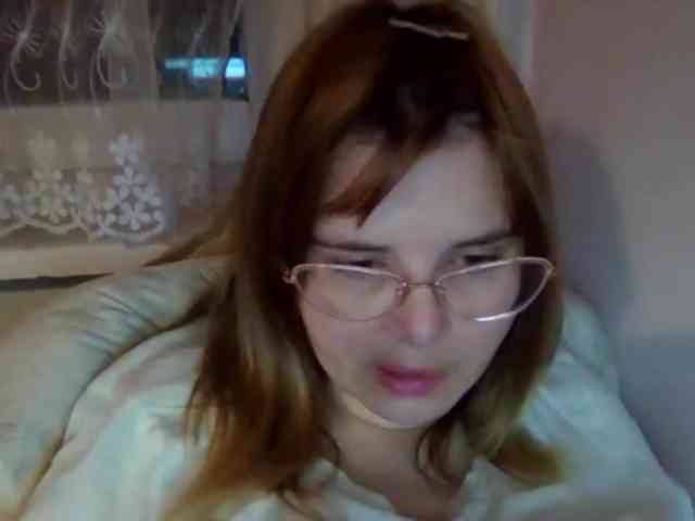 ElenaPleasure webcam