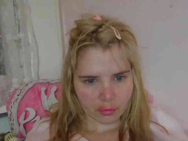 ElenaPleasure webcam