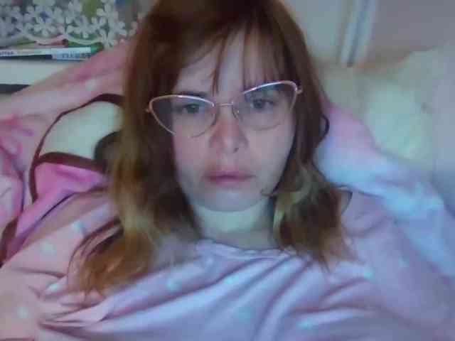 ElenaPleasure webcam