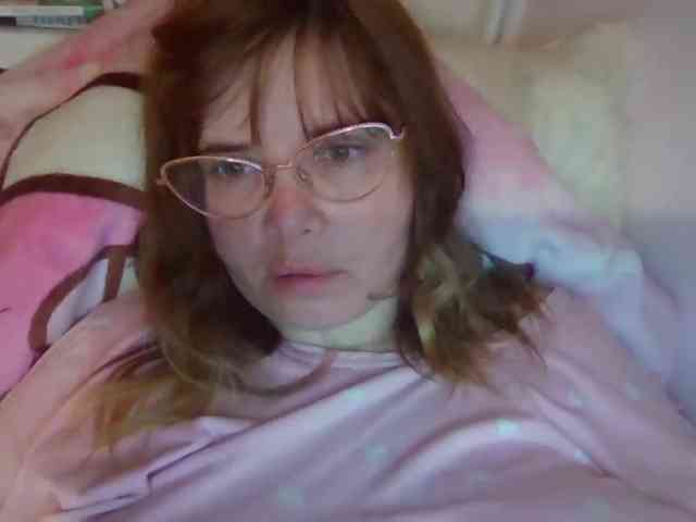 ElenaPleasure webcam