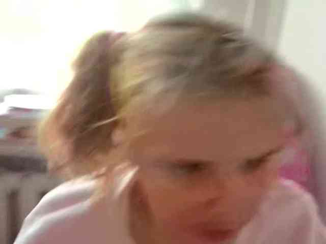 ElenaPleasure webcam