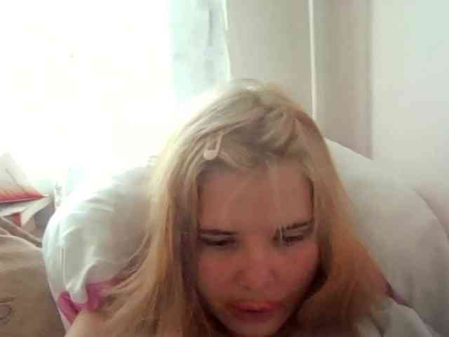 ElenaPleasure webcam