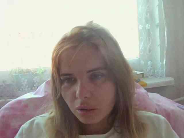 ElenaPleasure webcam