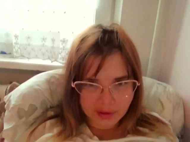 ElenaPleasure webcam