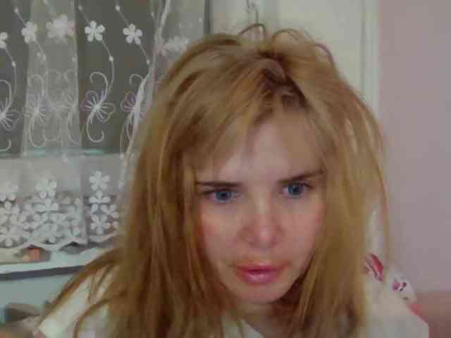 ElenaPleasure webcam