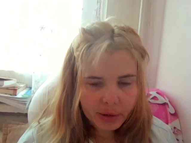 ElenaPleasure webcam