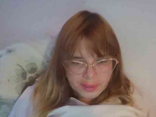 ElenaPleasure webcam