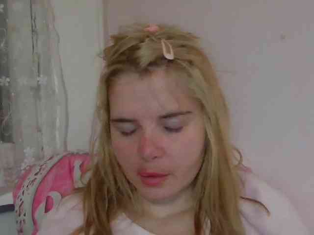 ElenaPleasure webcam