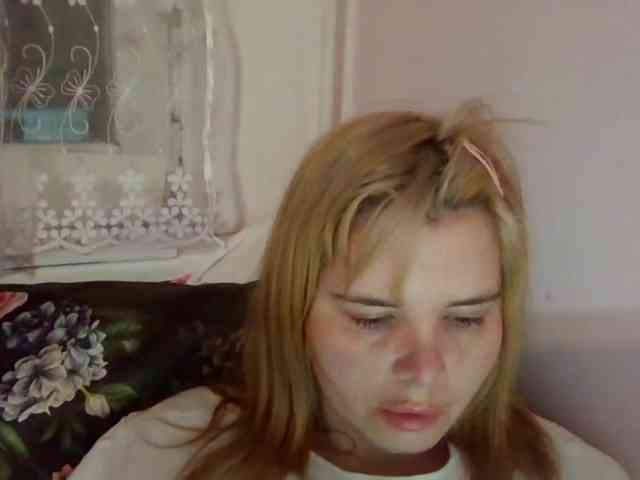 ElenaPleasure webcam