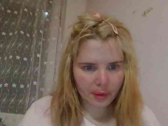 ElenaPleasure webcam