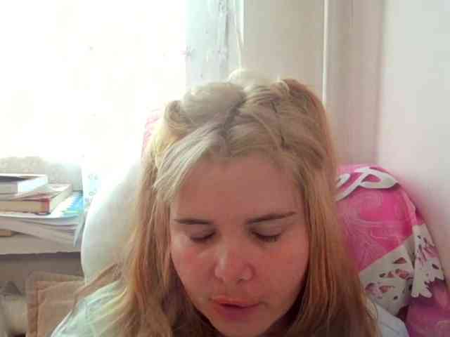 ElenaPleasure webcam