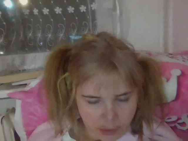 ElenaPleasure webcam