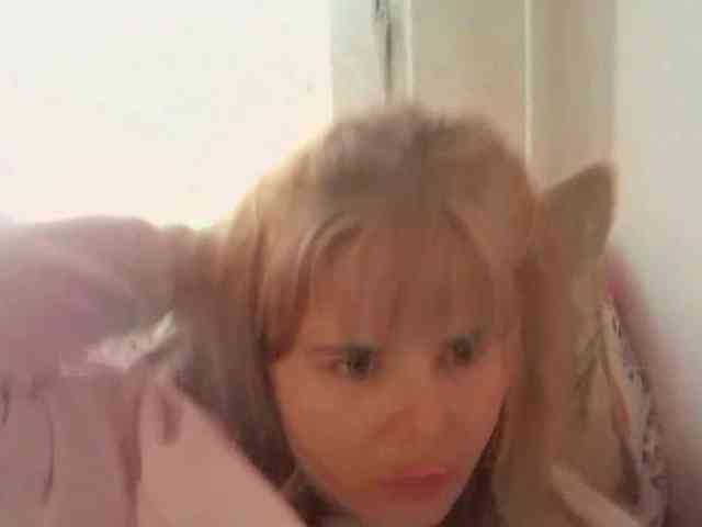 ElenaPleasure webcam